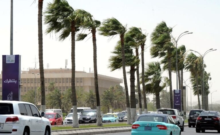 ‫ الأرصاد: رياح قوية يومي الجمعة والسبت وتحذير من الأنشطة البحرية